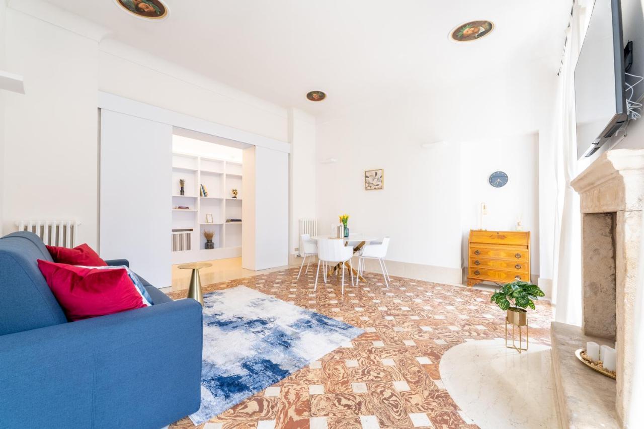 Corso Cavour Luxury Apartment Верона Екстер'єр фото