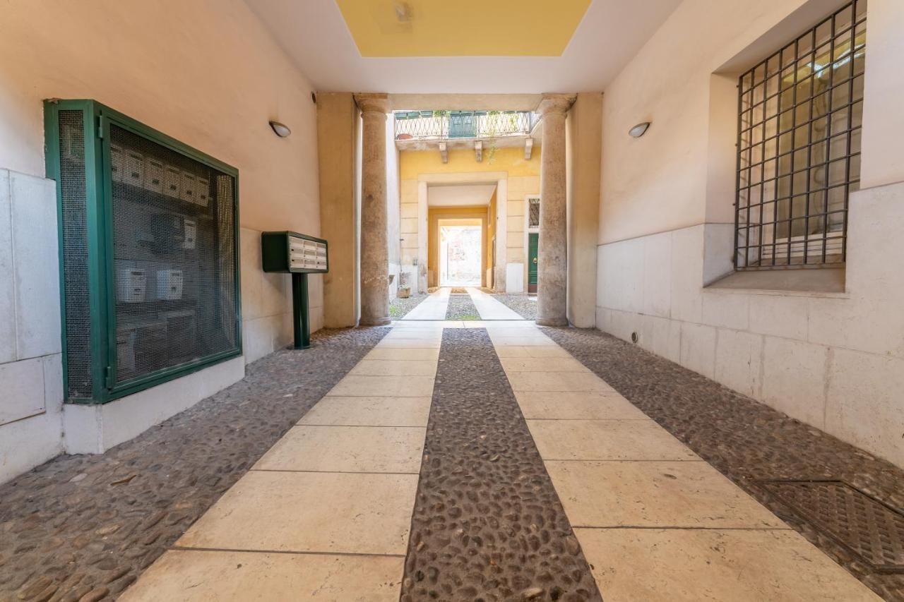 Corso Cavour Luxury Apartment Верона Екстер'єр фото