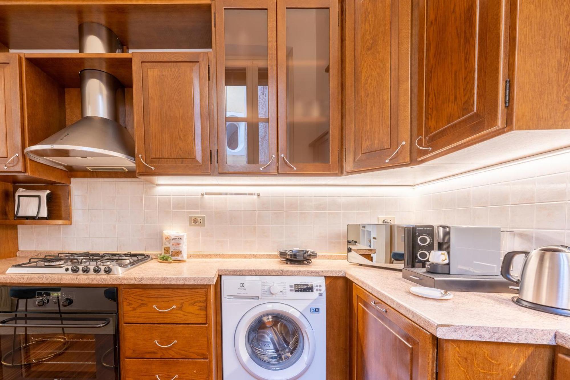 Corso Cavour Luxury Apartment Верона Екстер'єр фото